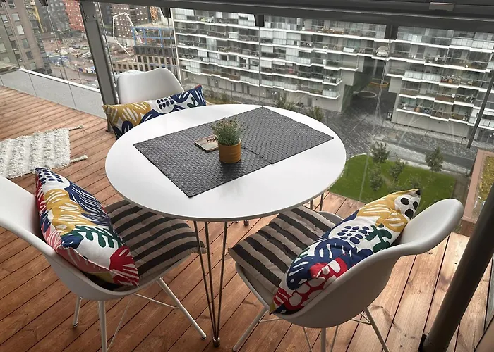 Modern Built-in Mall Of Tripla * Helsingfors